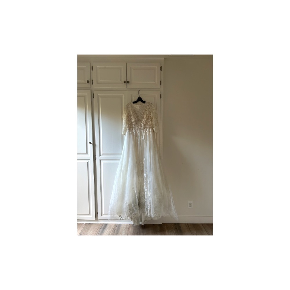 Chic Lace and Tulle Dress
